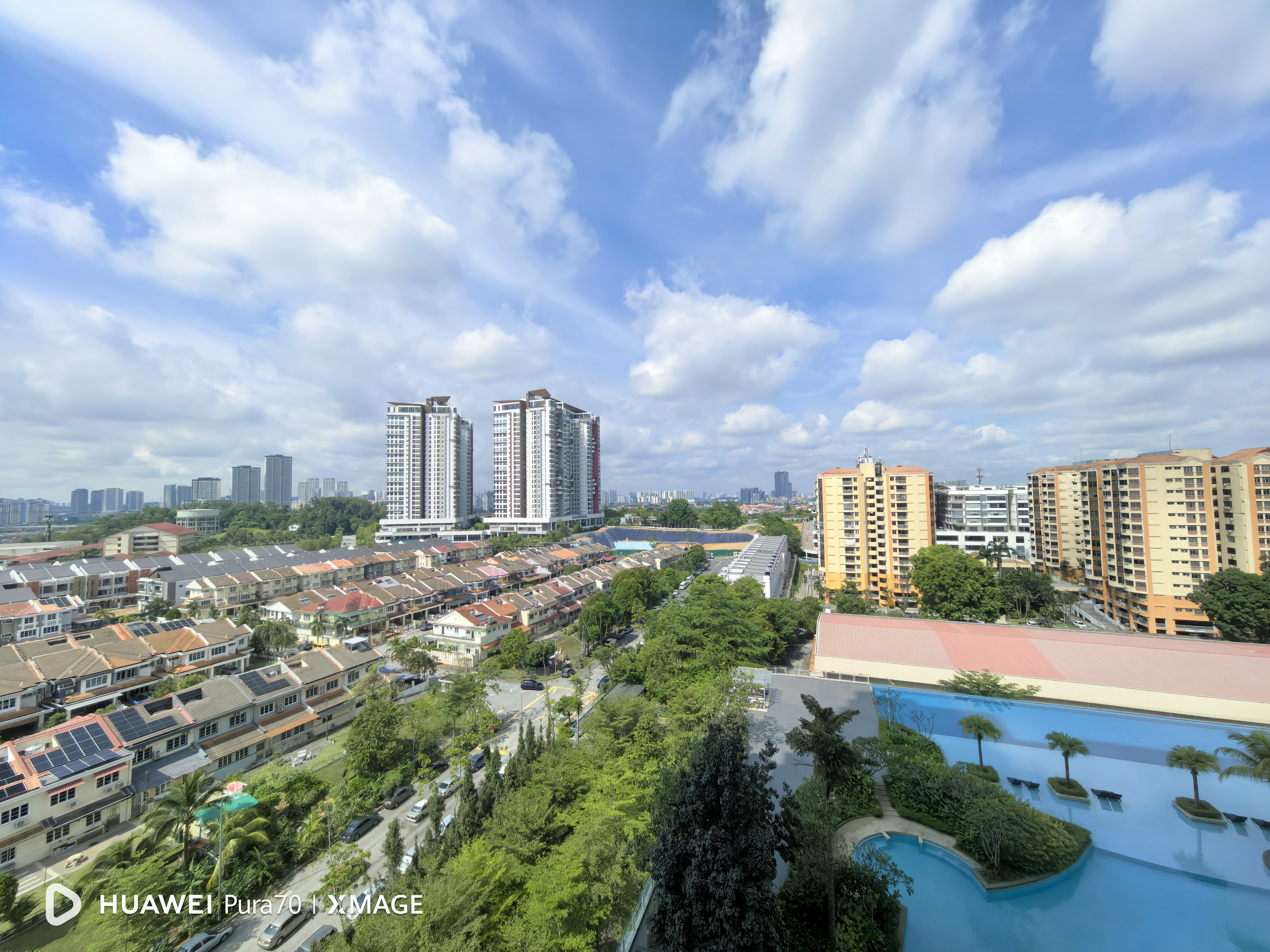 Le Yuan Residence Happy Garden for Sale Rare corner