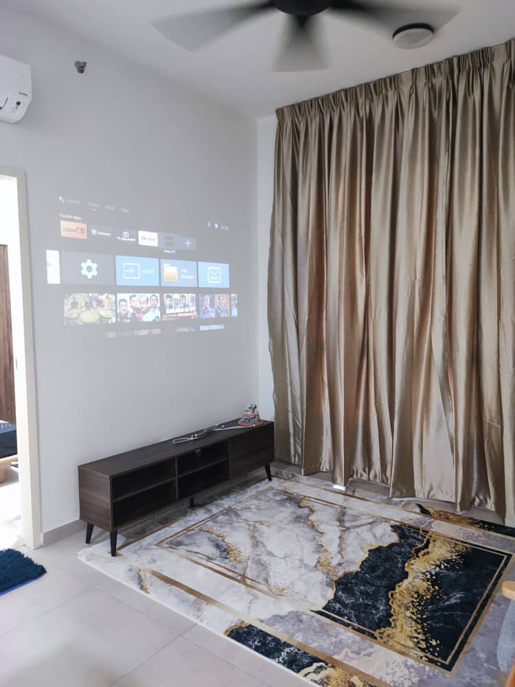 🏢 Meta City @ Equine Park – For Rent