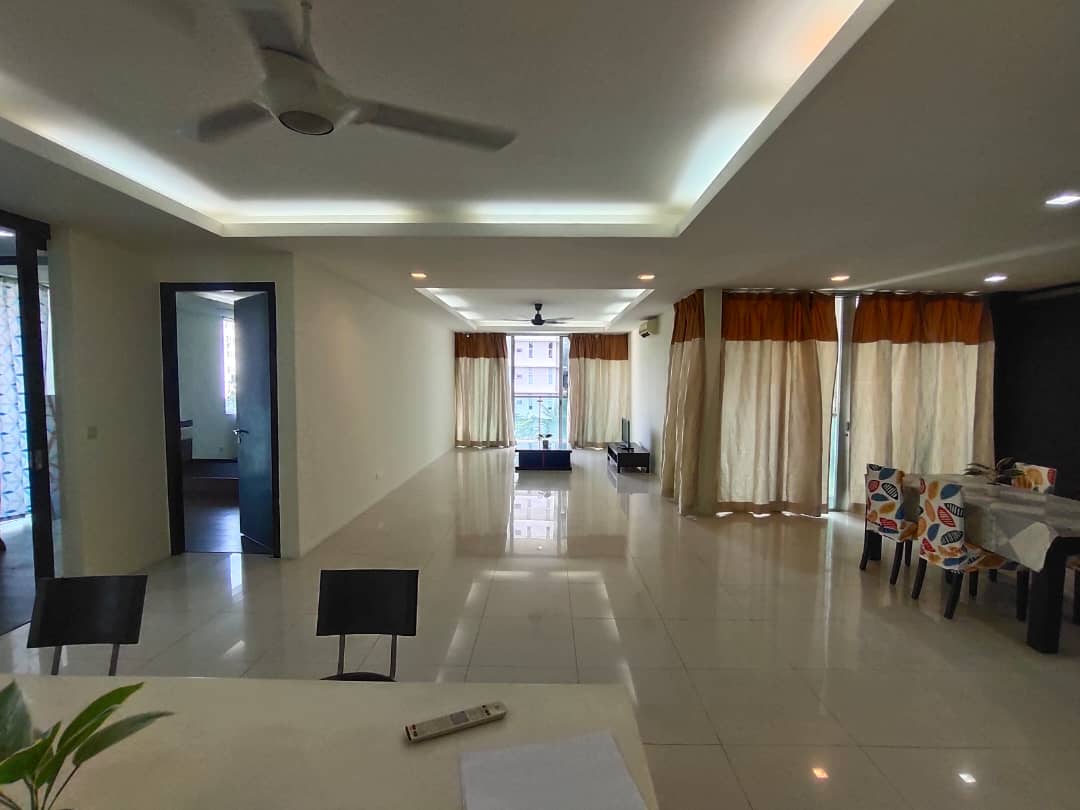 Subang Jaya Selangor USJ1 Avenue Condominium for Sale Corner Unit