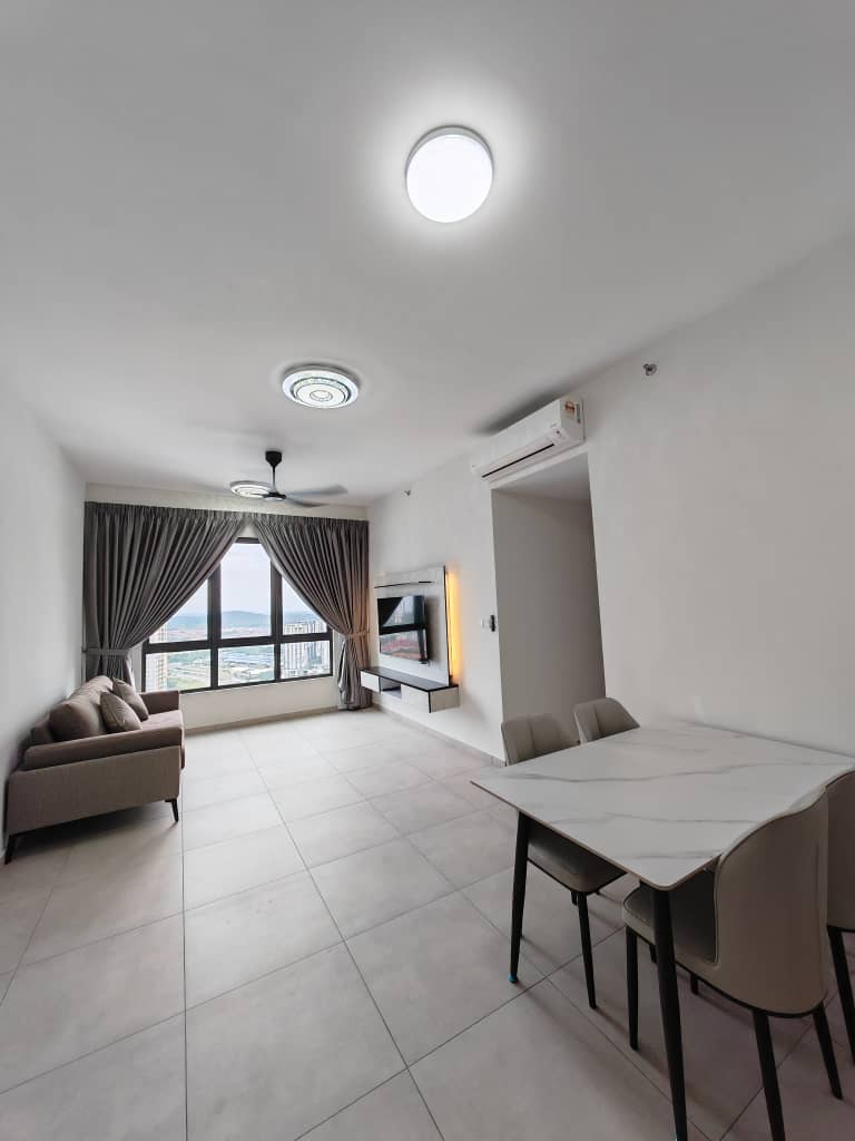 🏢 Meta City @ Equine Park – For Rent