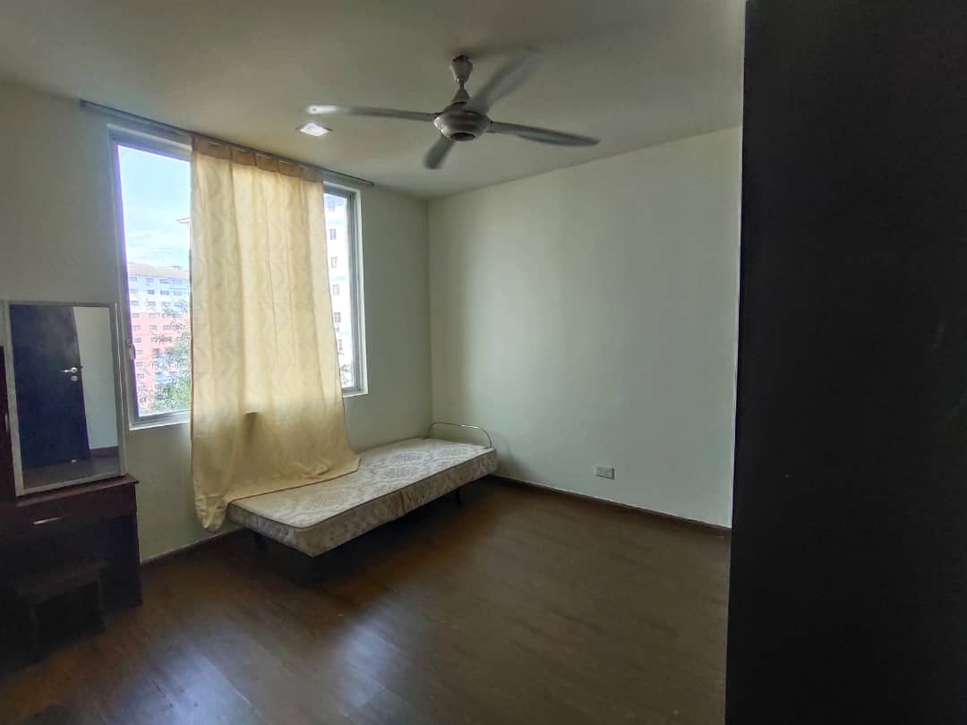 Subang Jaya Selangor USJ1 Avenue Condominium for Sale Corner Unit