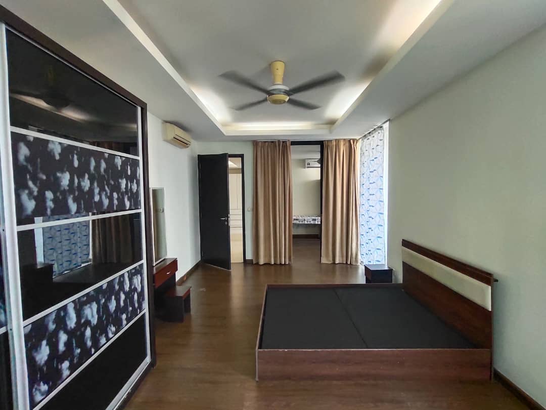 Subang Jaya Selangor USJ1 Avenue Condominium for Sale Corner Unit