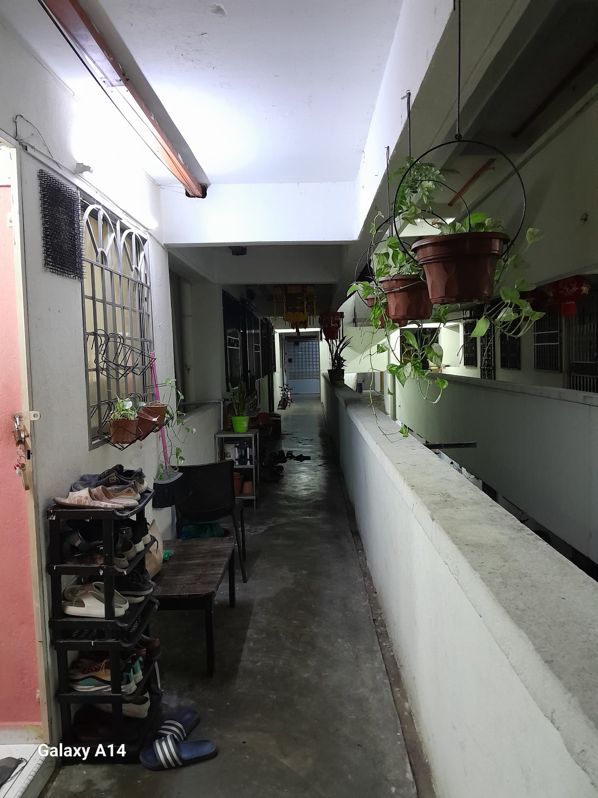 🏢 Apartment For Sale – Taman Setia Balakong 🛏️ Bedrooms: 4    🚿 Bathrooms: 2
