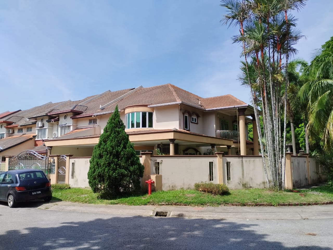 🏡 Corner Lot 2-Storey Link House, Kota Kemuning For Sale