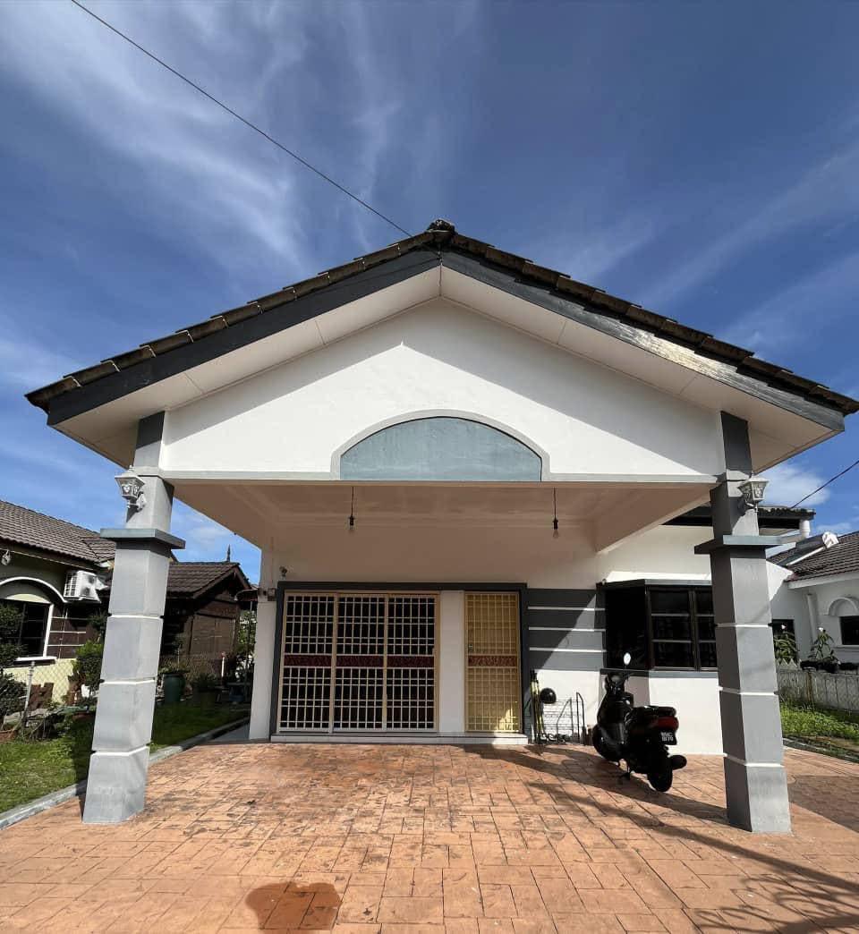 🏡 FOR SALE – SINGLE-STOREY BUNGALOW | IPOH, PERAK