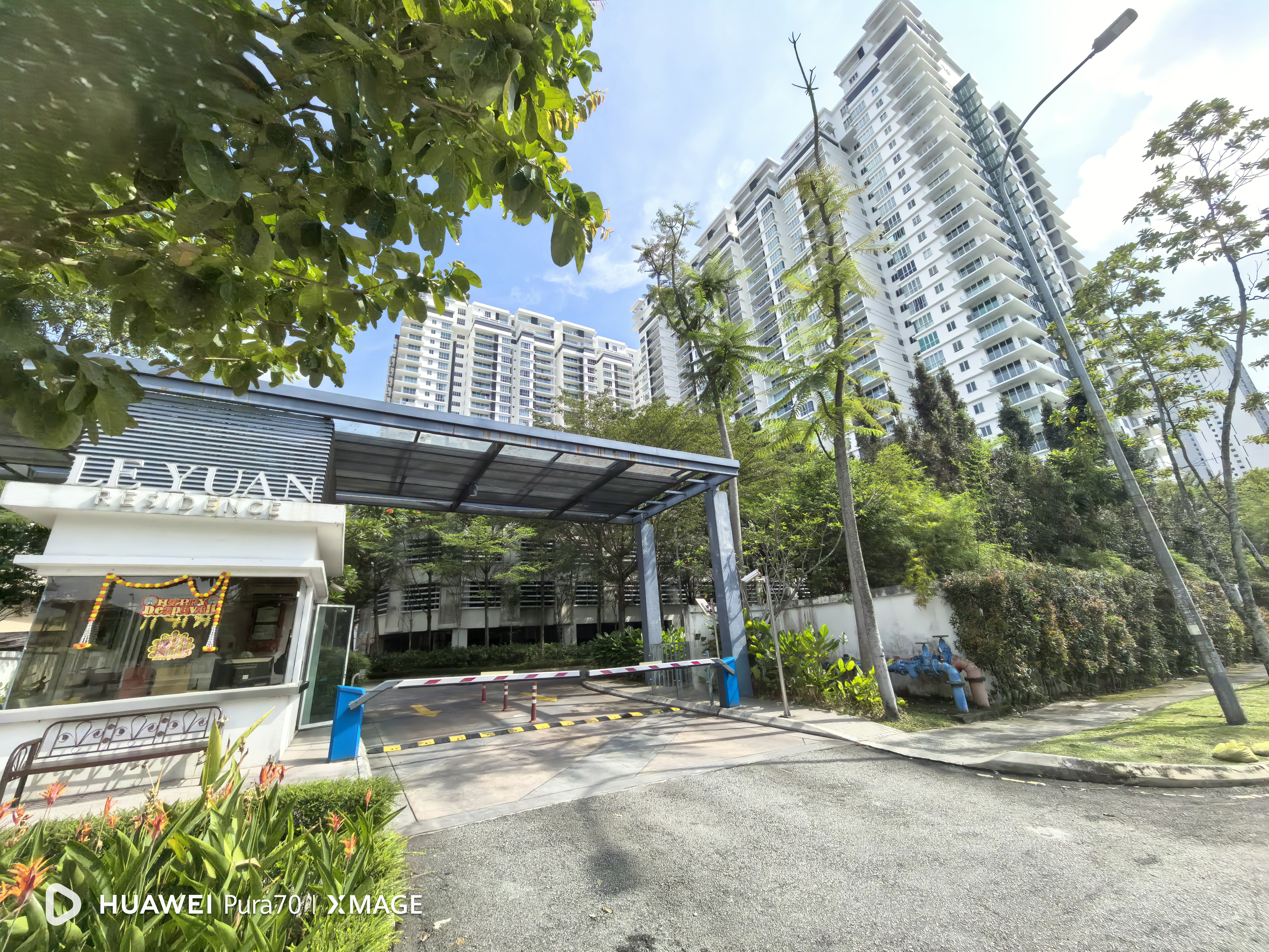 Le Yuan Residence Happy Garden for Sale Rare corner