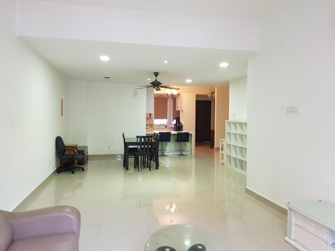 LakeView 2Storey Townhouse @ Taman Tasik Prima, Puchong for Sale