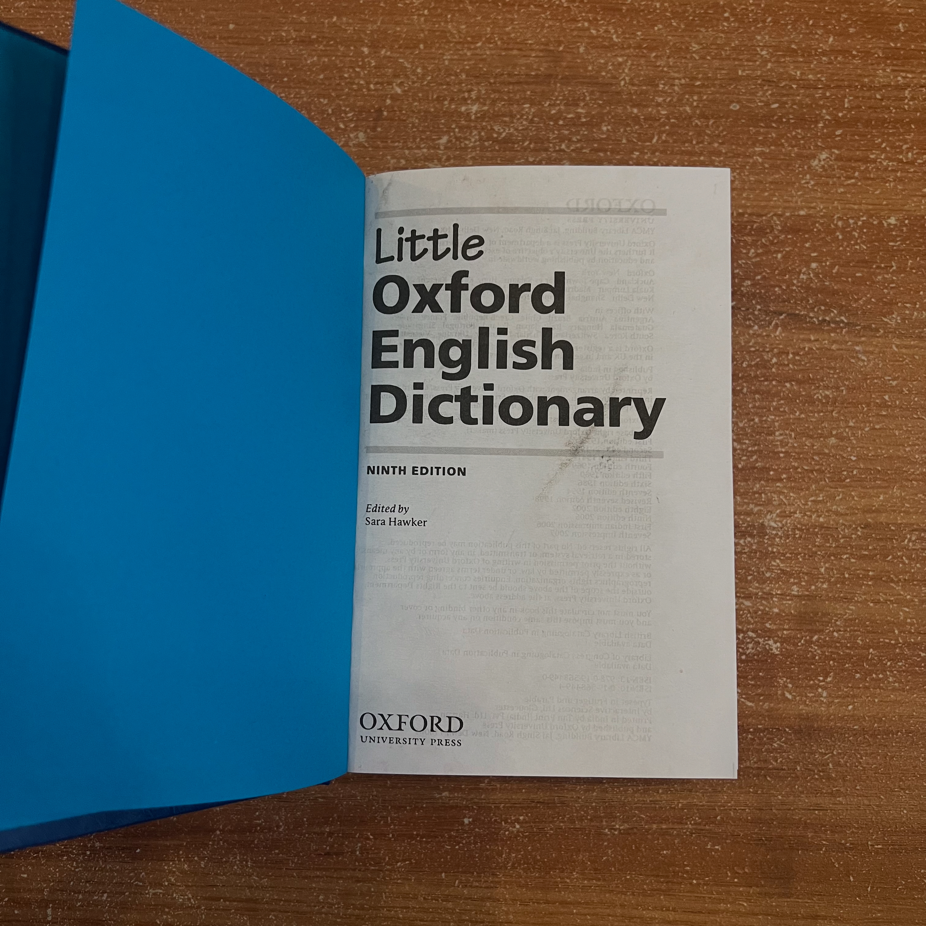 Little Oxford English Dictionary (Ninth Edition)