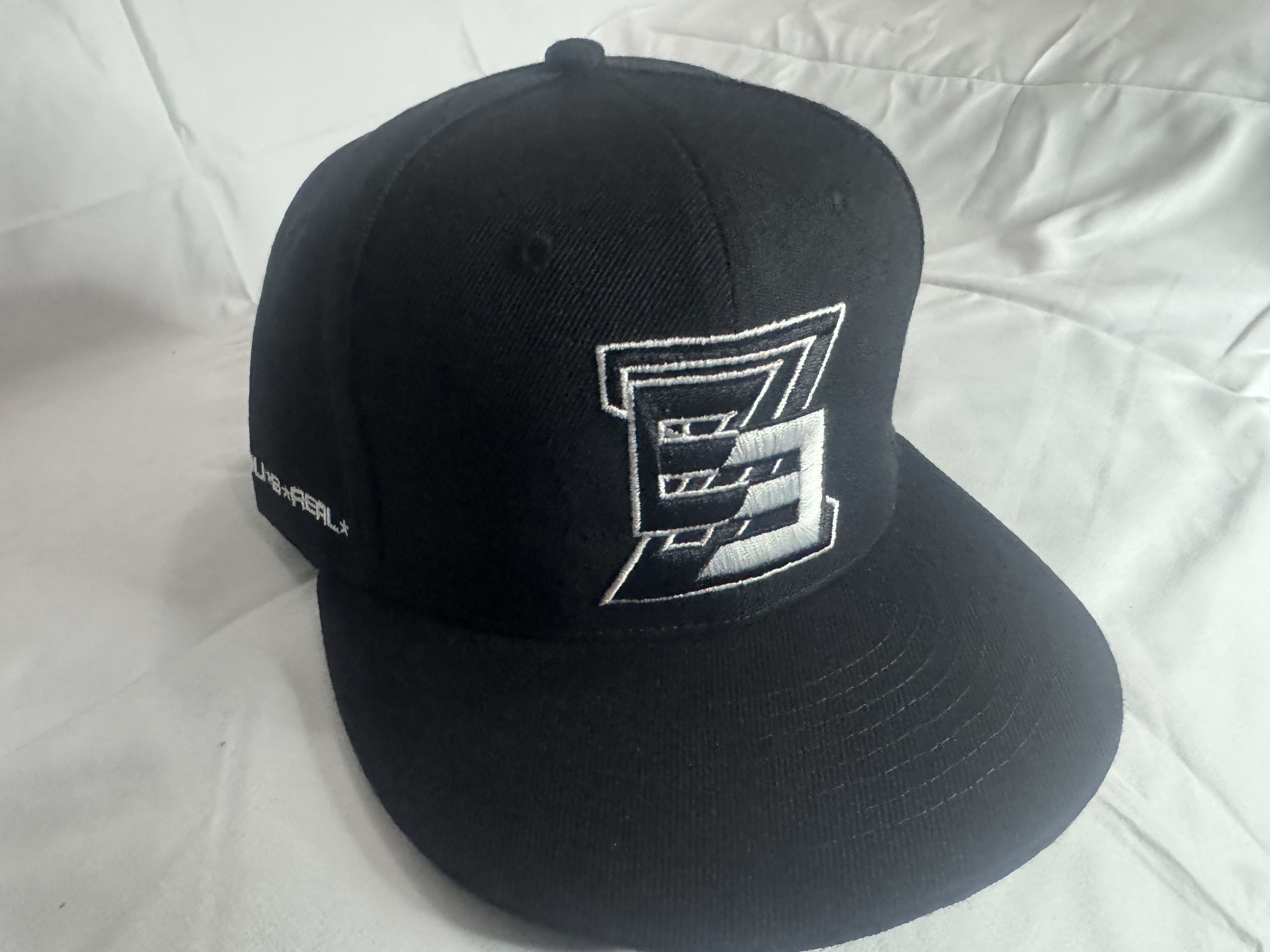 Excluzee Bold Authenticity Apparel