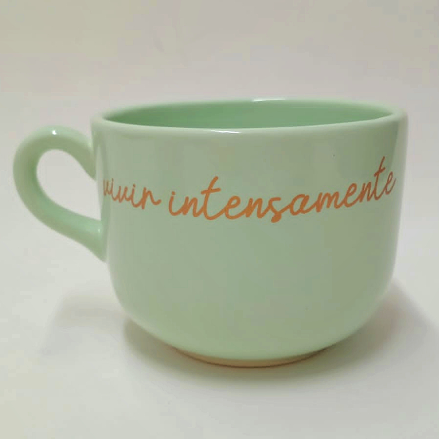 Tazón cerámico con frases y personajes