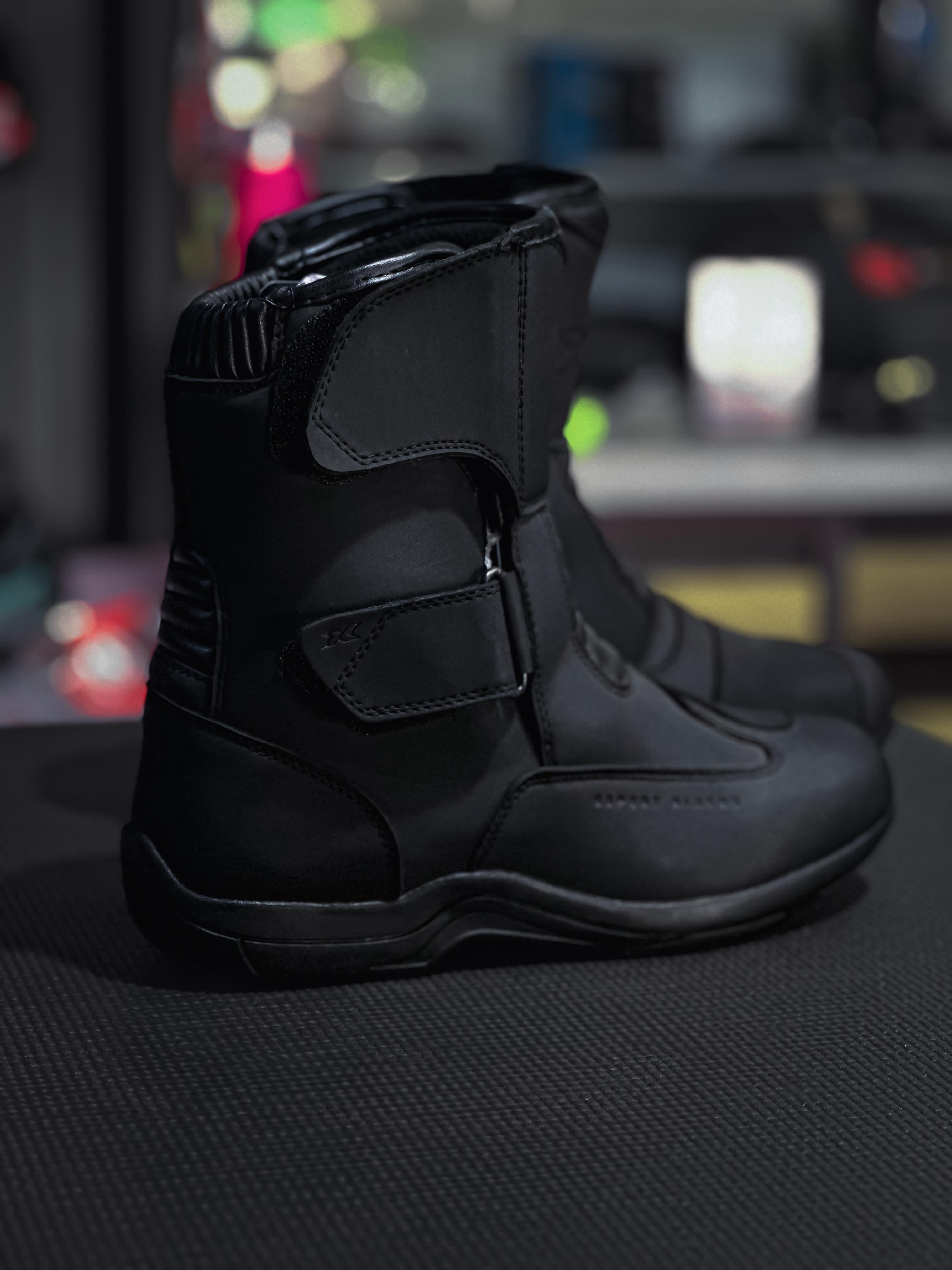 BOTA X11 RACE CRUISER BLACK