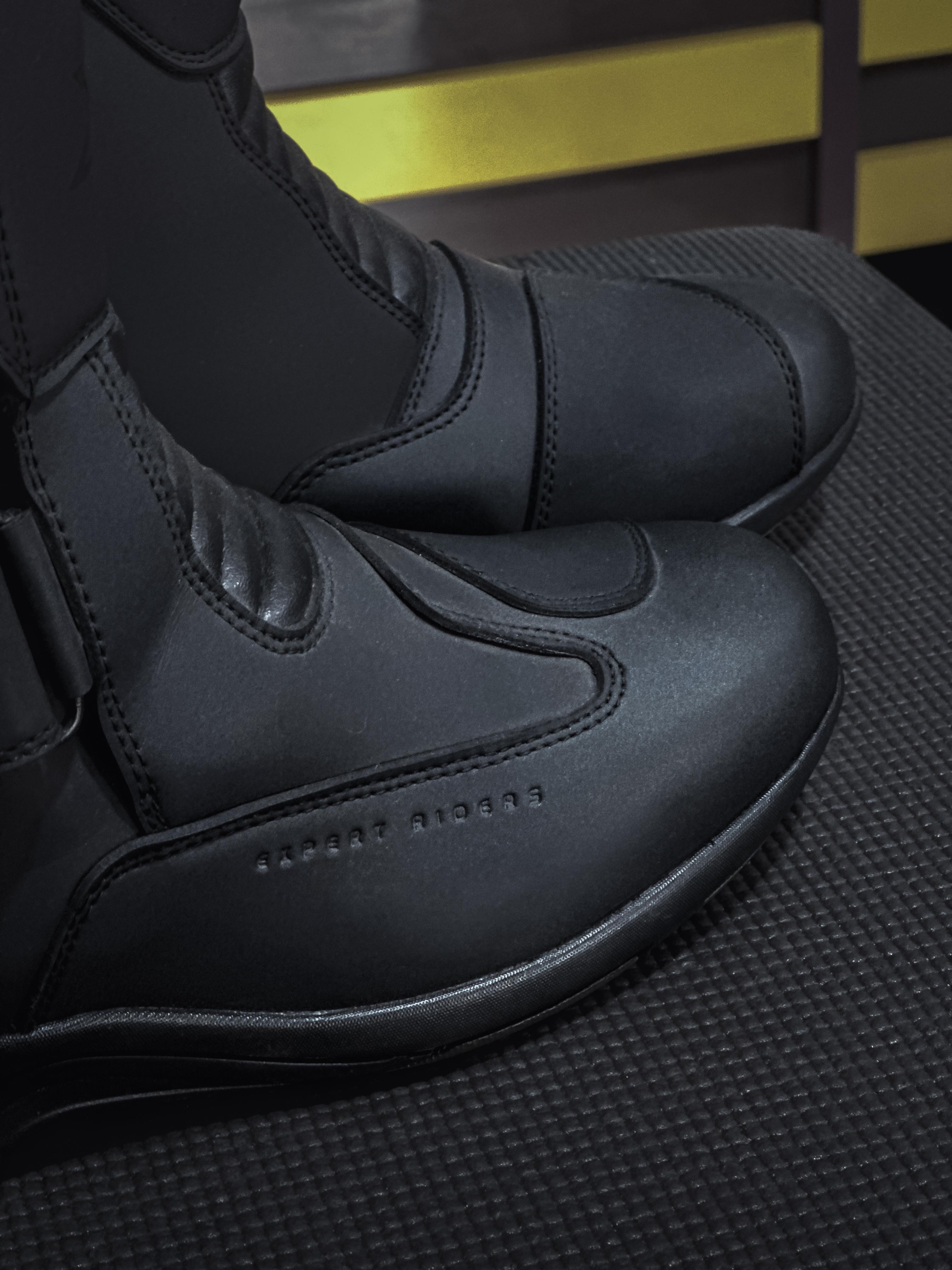 BOTA X11 RACE CRUISER BLACK