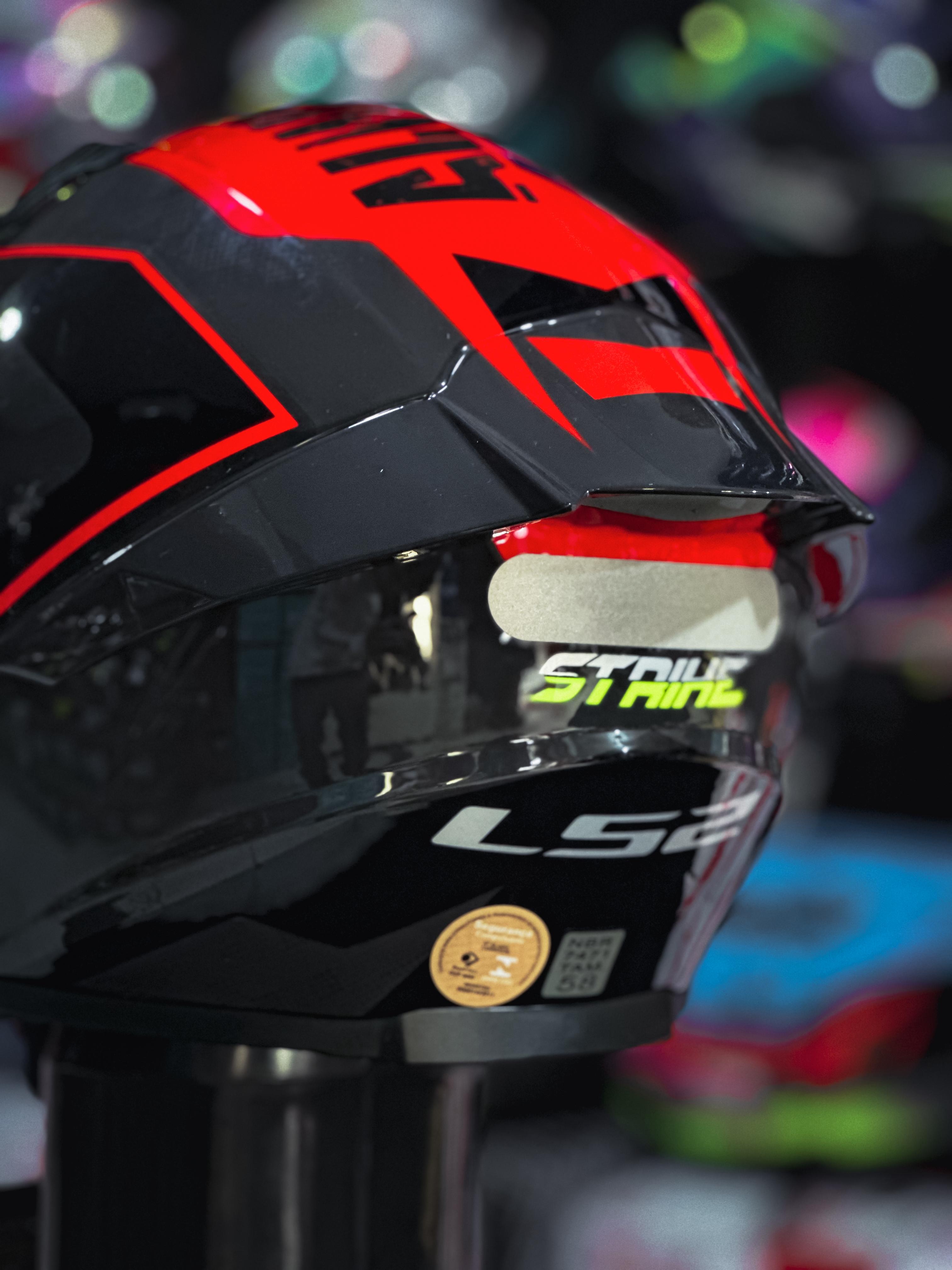 LS2 FF358 S STRIKER TIT/RED