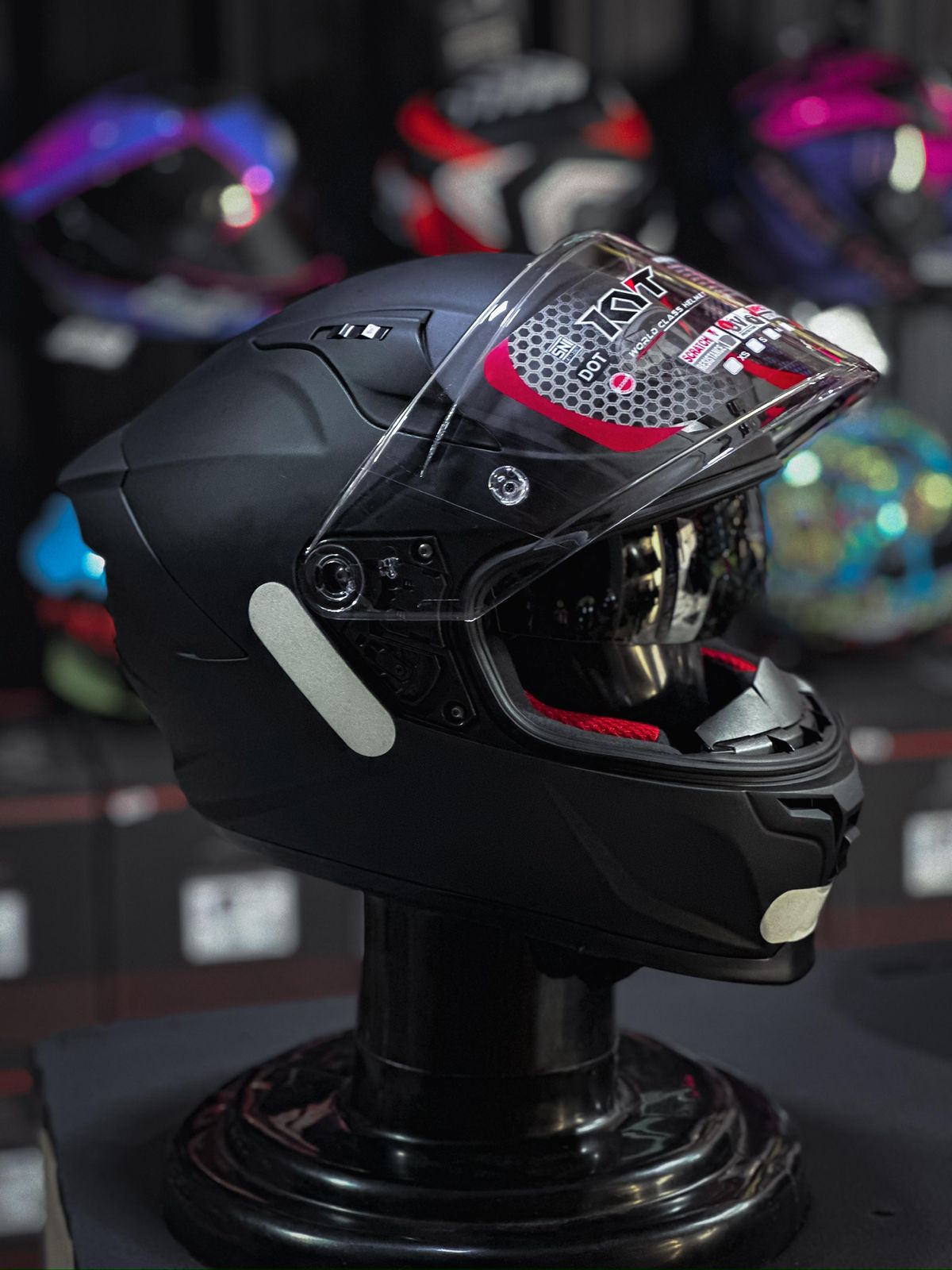 KYT STRIKER 2V PLAIN MATT BLACK