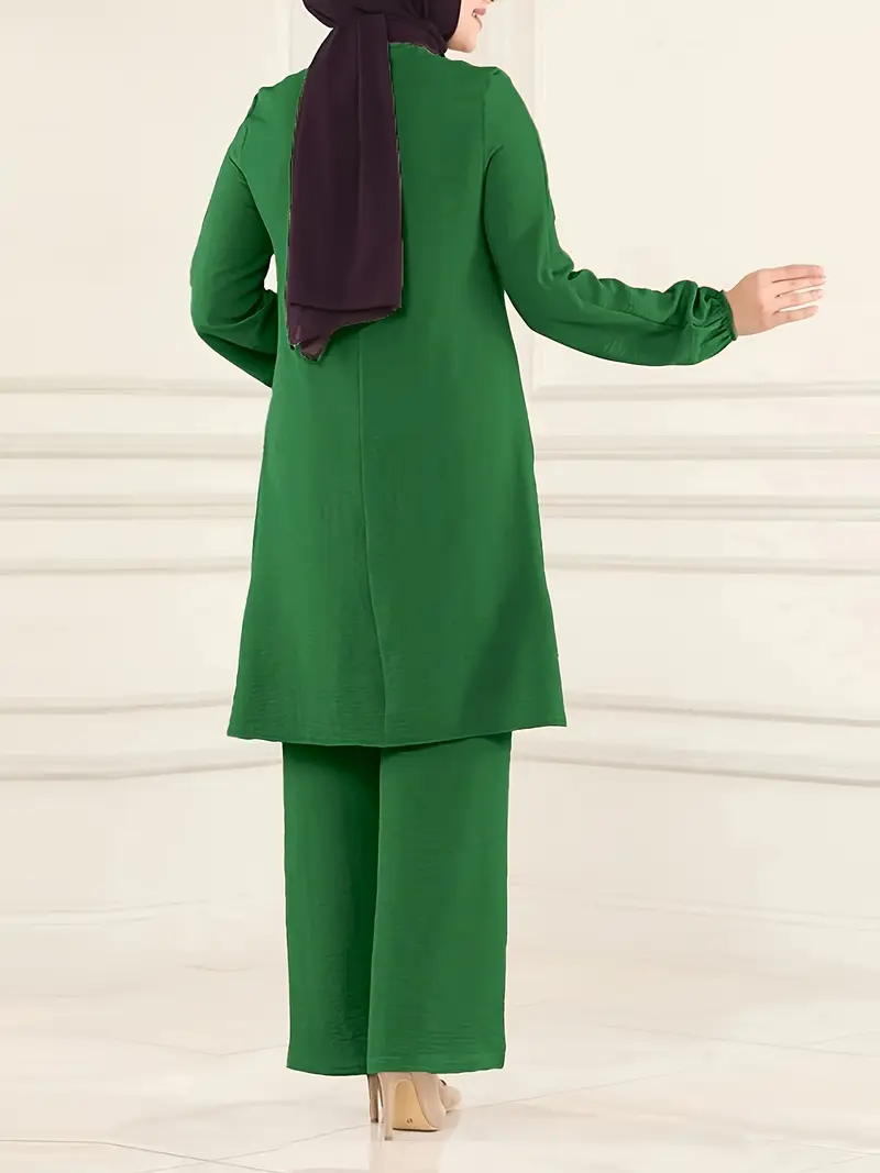 GREEN MODEST OUTFIT