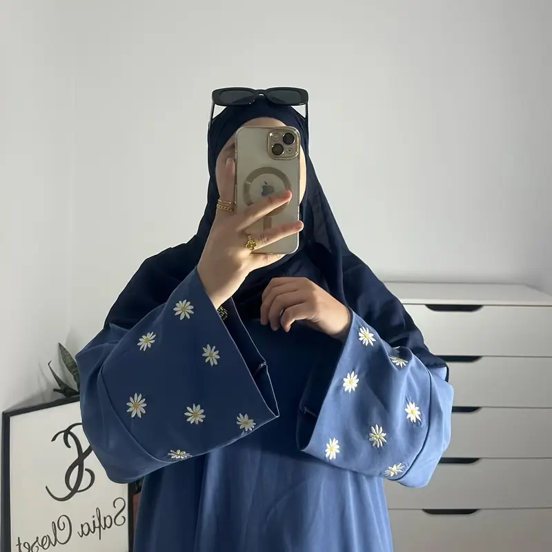 Embroidered Arabic Abaya