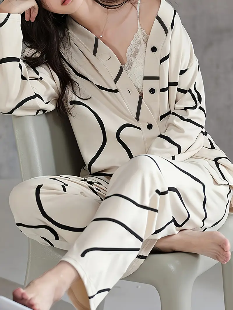 Patterned white & black Loungewear Set