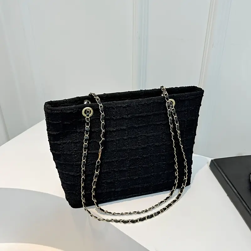Elegant Quilted Chain Handbags