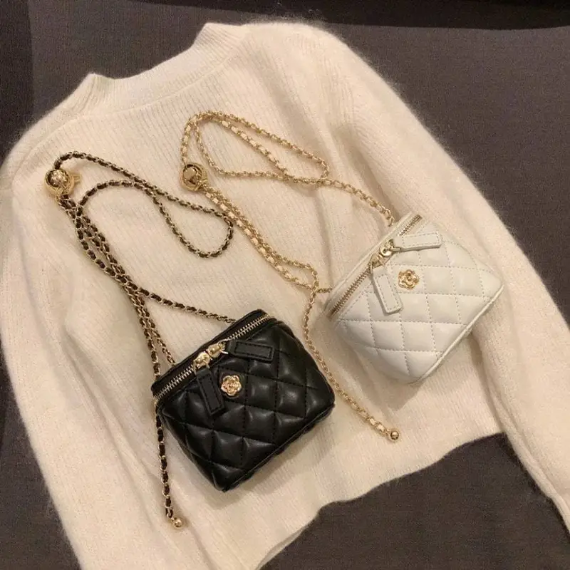 Quilted Chain Mini Shoulder Bags