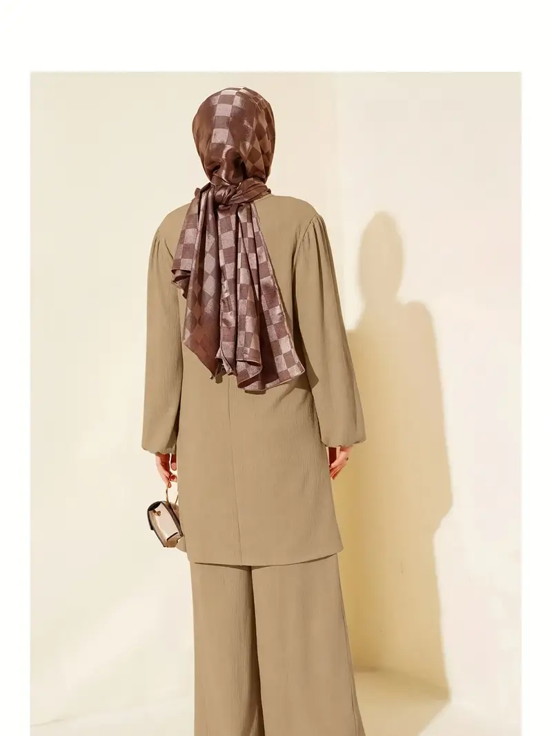 FUCHIA MUD BROWN MODEST OUTFIT