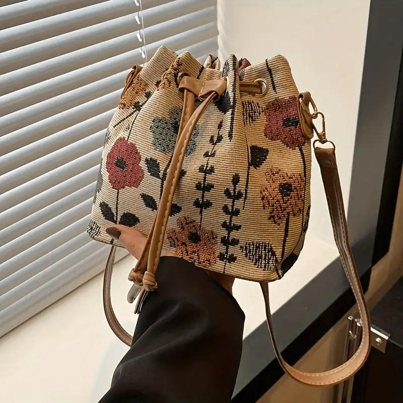REIHAN Floral Drawstring Bag