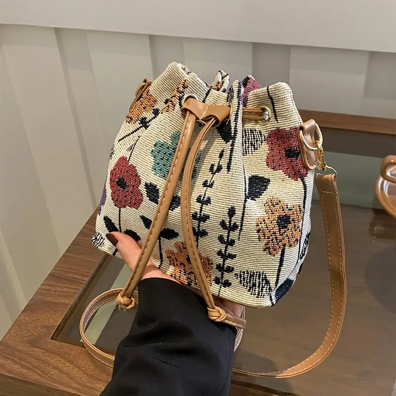 FASHION Embroidered Floral Handbag