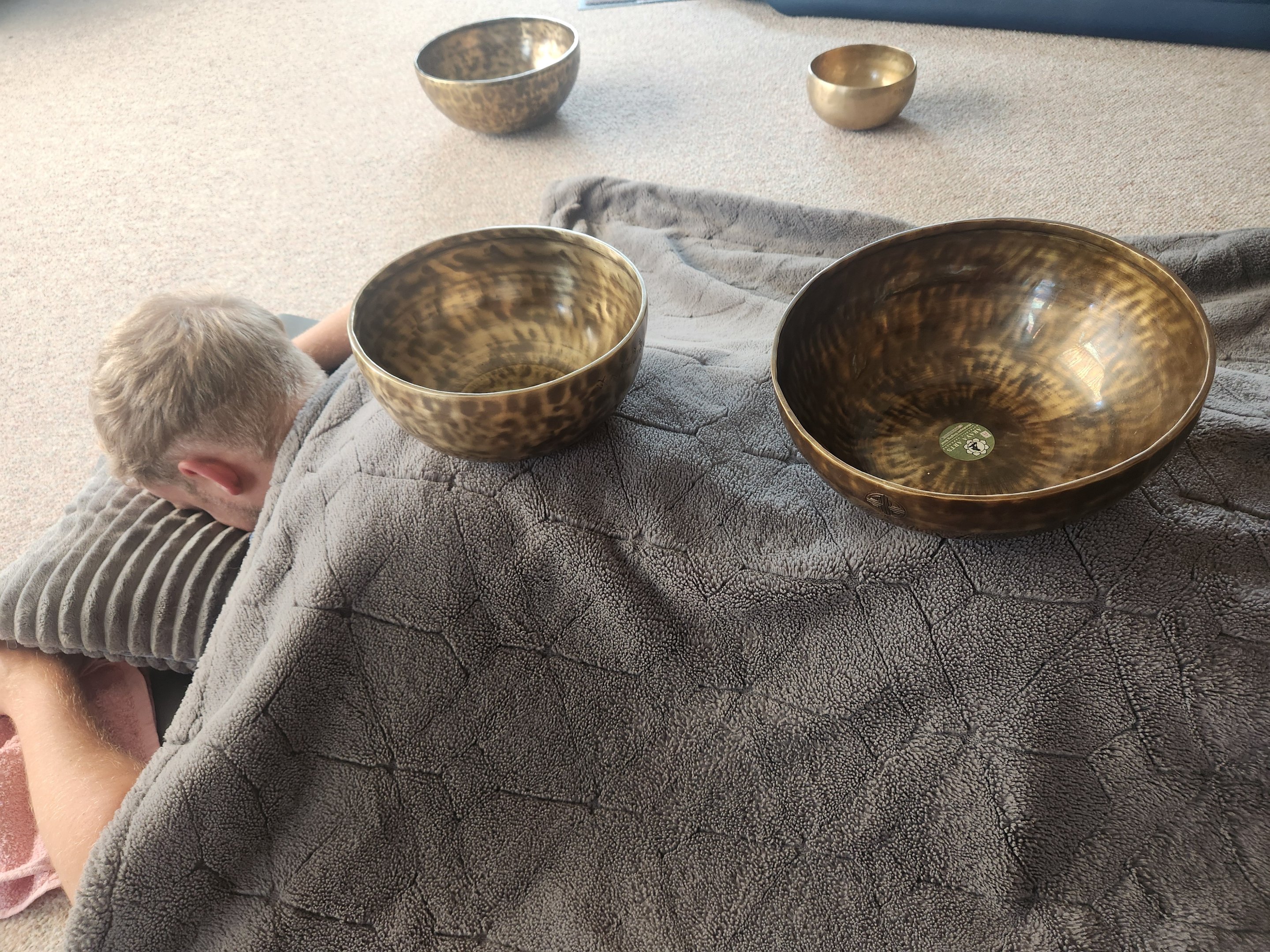 Klangmassage einseitig 40 min.