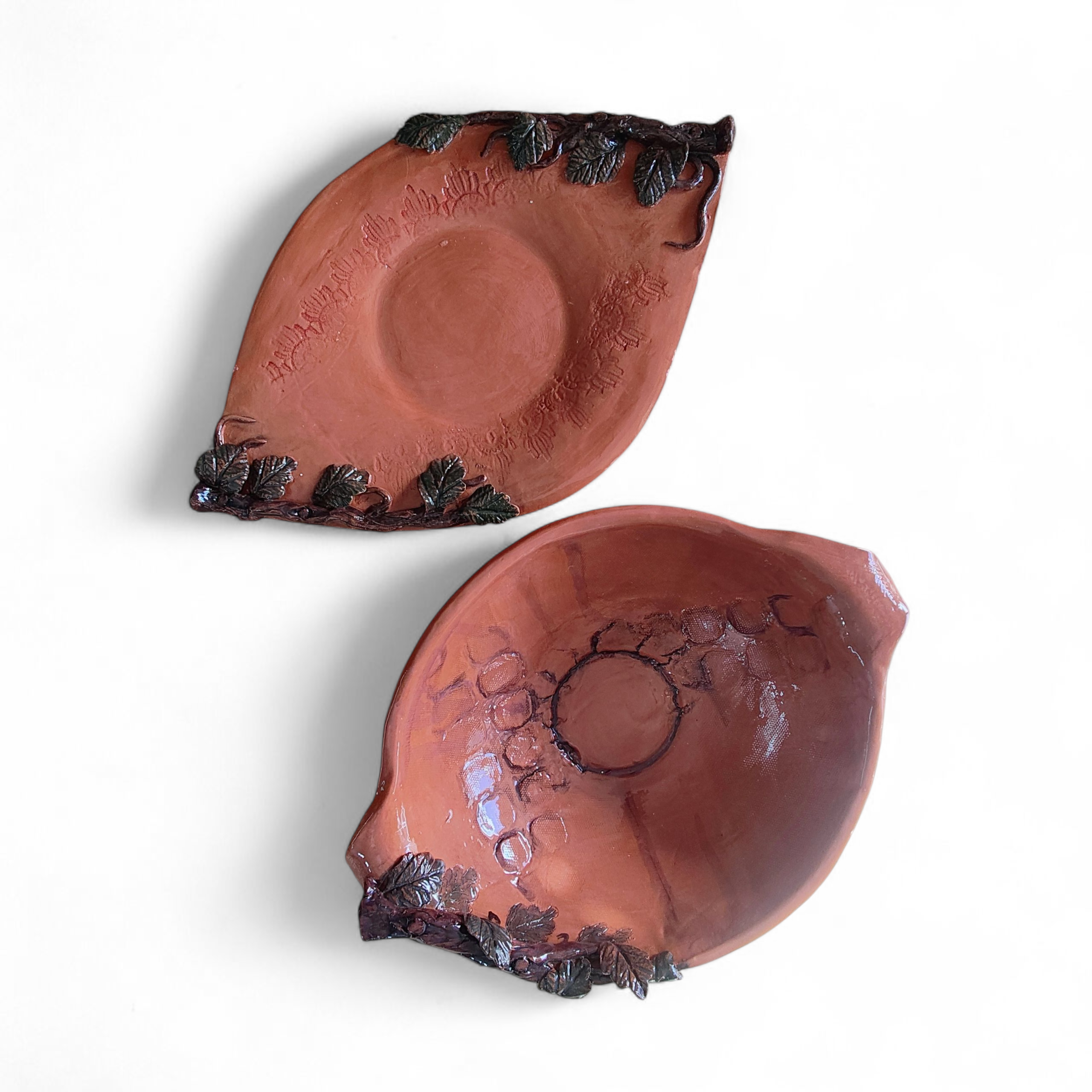 Platos Decorativos de Cerámica Hechos a Mano – Set de 2