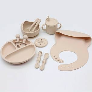 Juego de utensilios en silicona para bebé