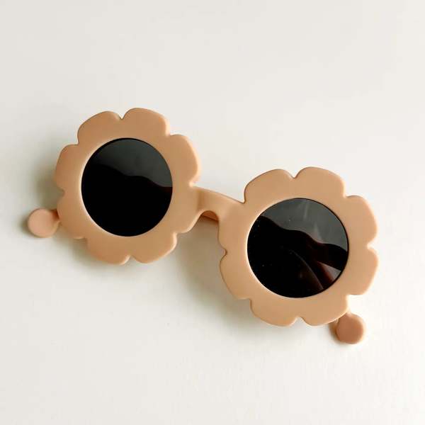 Gafas de sol con forma de flor para los más peques