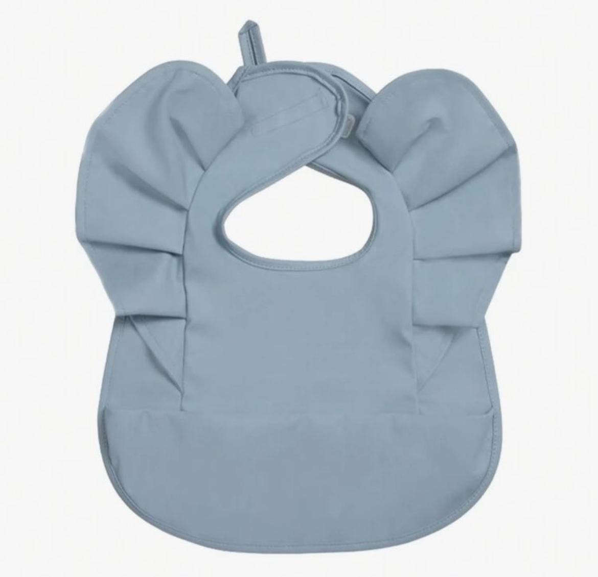 Babero Impermeable. La Elegancia a la Hora de Comer.