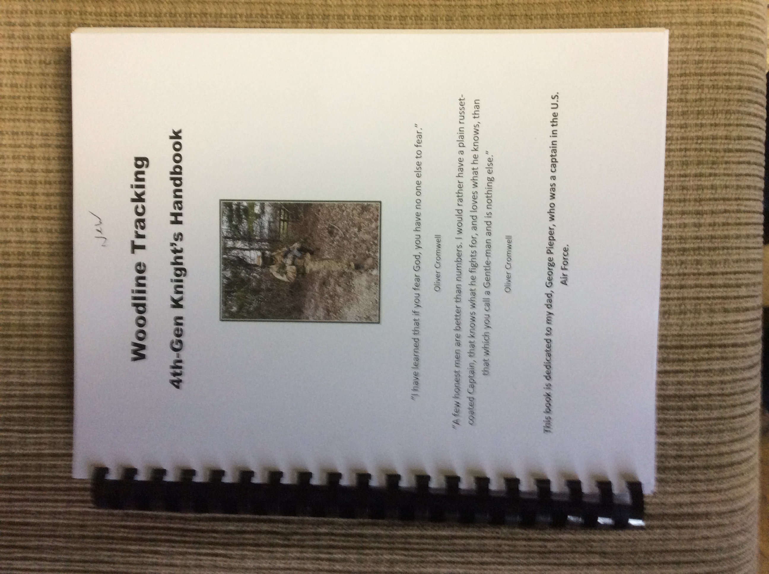 11"x 8.5" Woodline Tracking 4th Gen Knight Handbook.