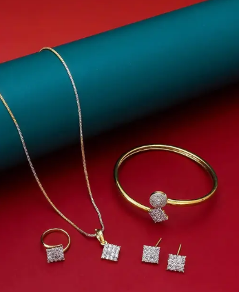 Premium Glittering Elegant Jewelry Set