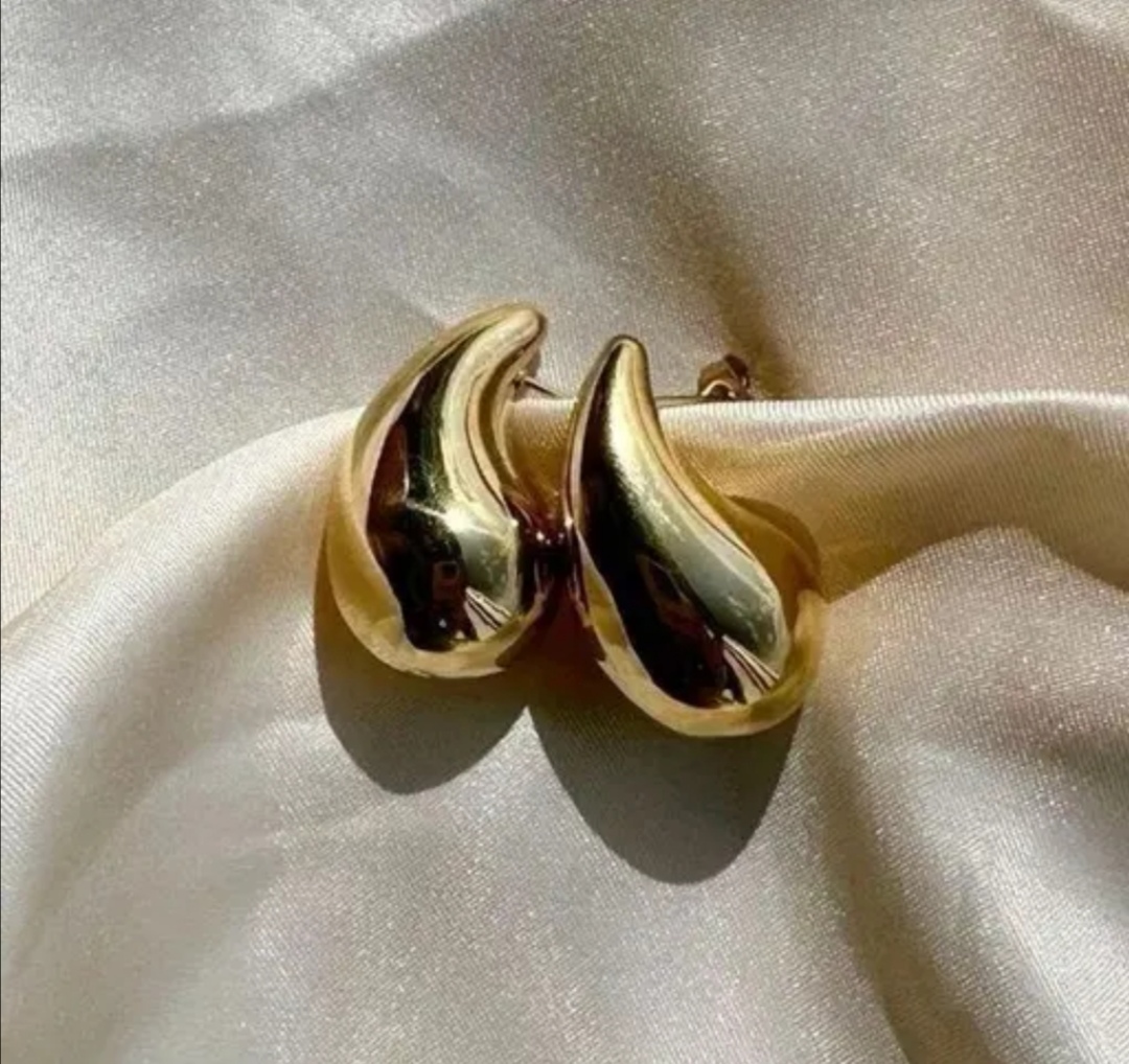 Aurora Teardrop Studs