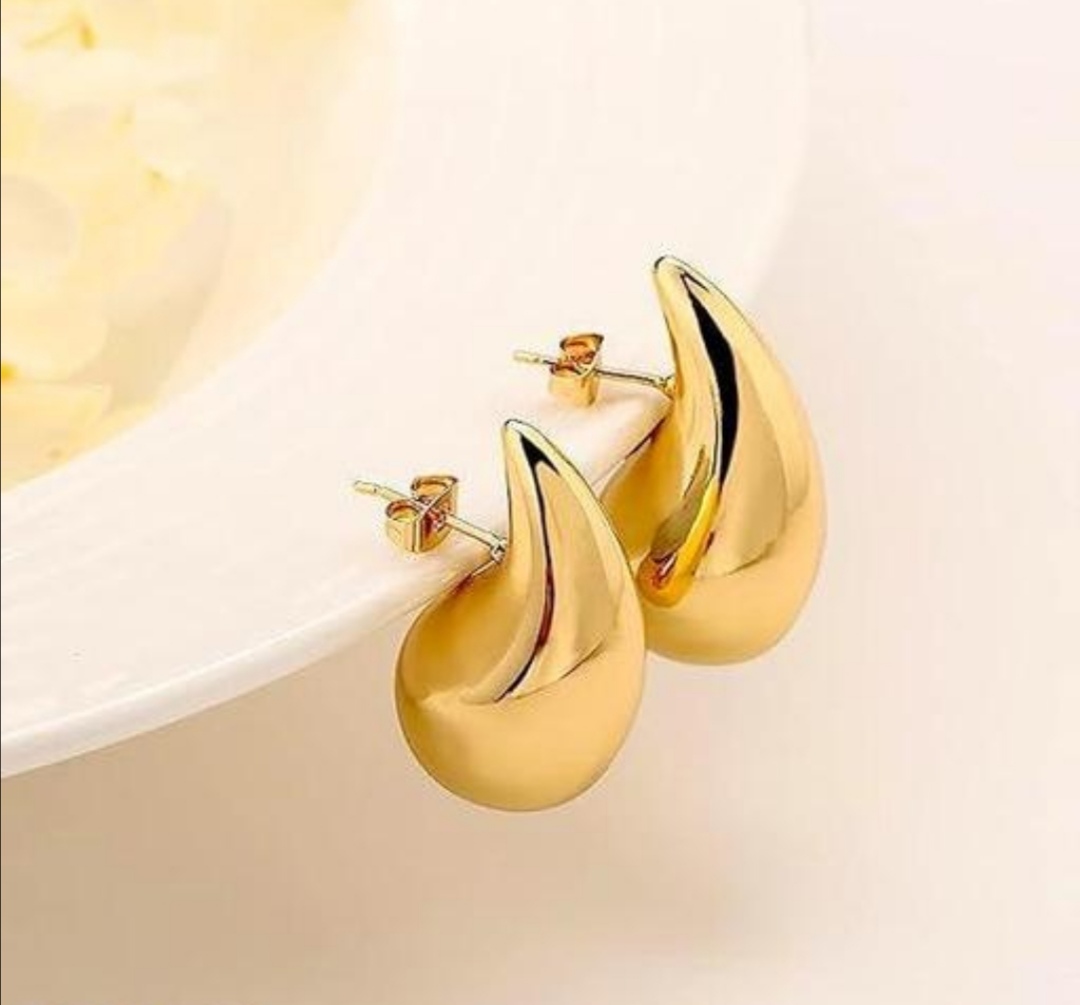 Aurora Teardrop Studs