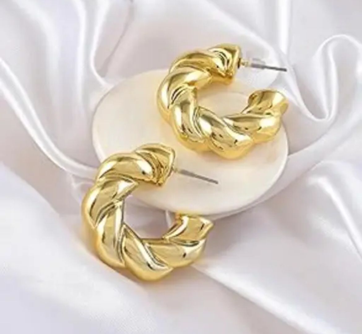 Gleam Knot Hoops Twisters