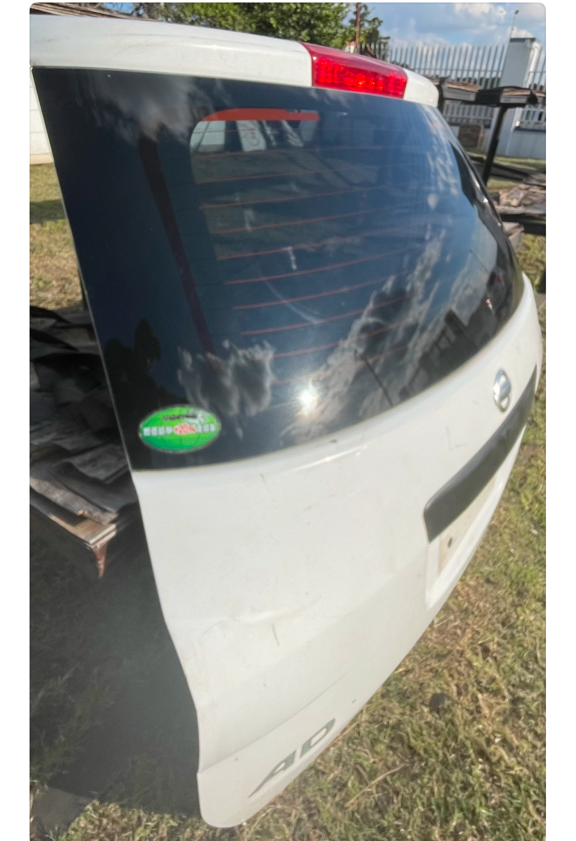 Nissan Advan Boot Lid