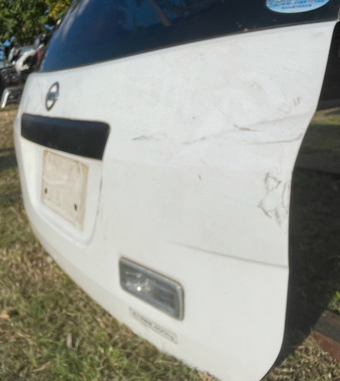 Nissan Advan Boot Lid