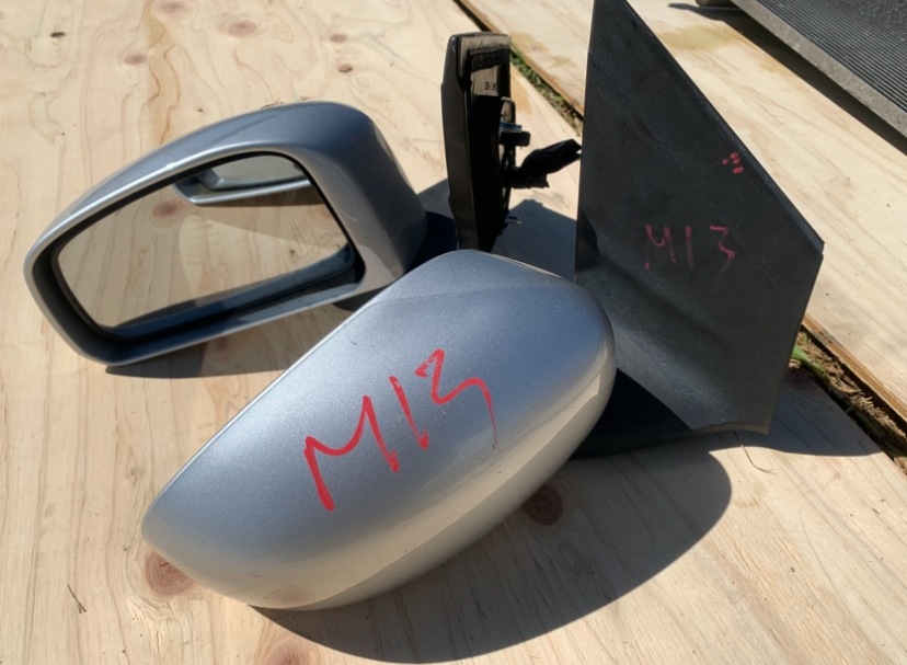 Nissan Advan Side Mirrors set