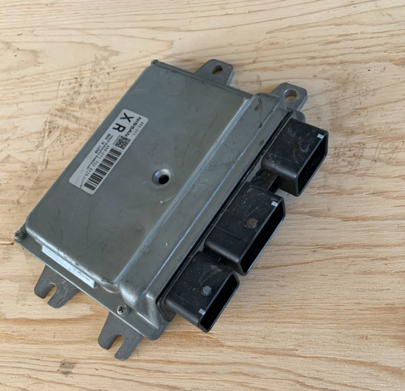 Nissan Advan HR15 computer box