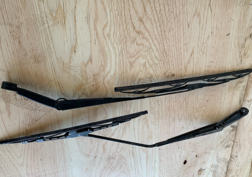 Nissan Advan Wipers arms