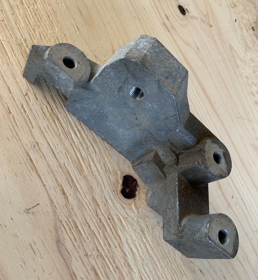 Nissan Advan Engine Mounting Bracket
