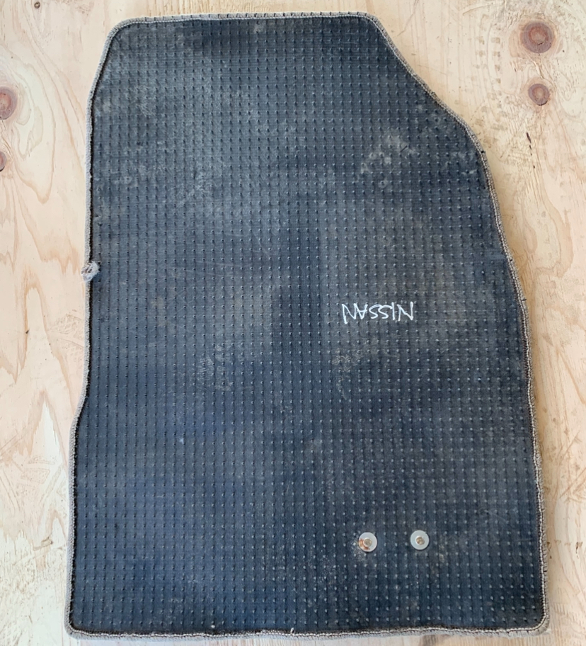 Nissan Advan Carpet Mat