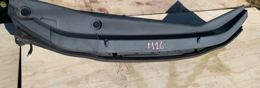 Honda Fit GP6 wiper panel