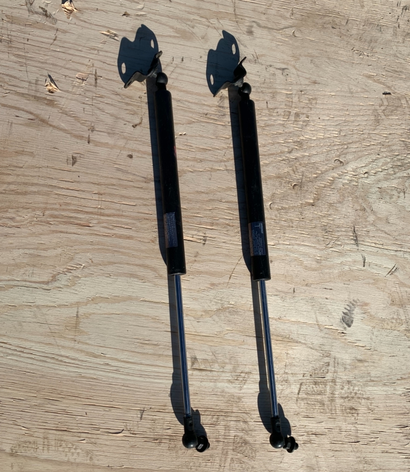 Honda Fit GE6  boot shock