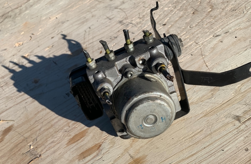 Honda Fit GE6 ABS Control Module