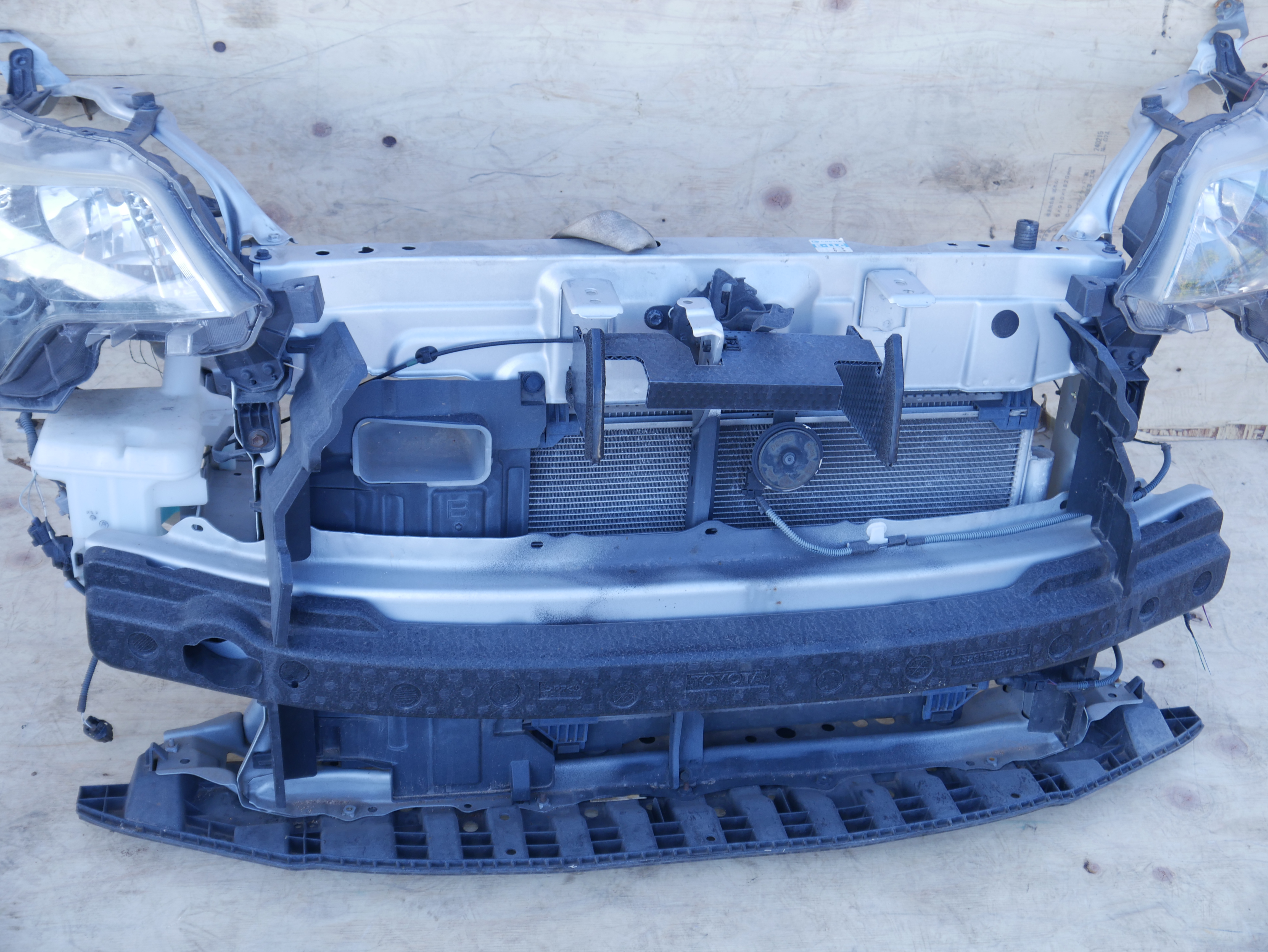 Toyota Spade Nose cut