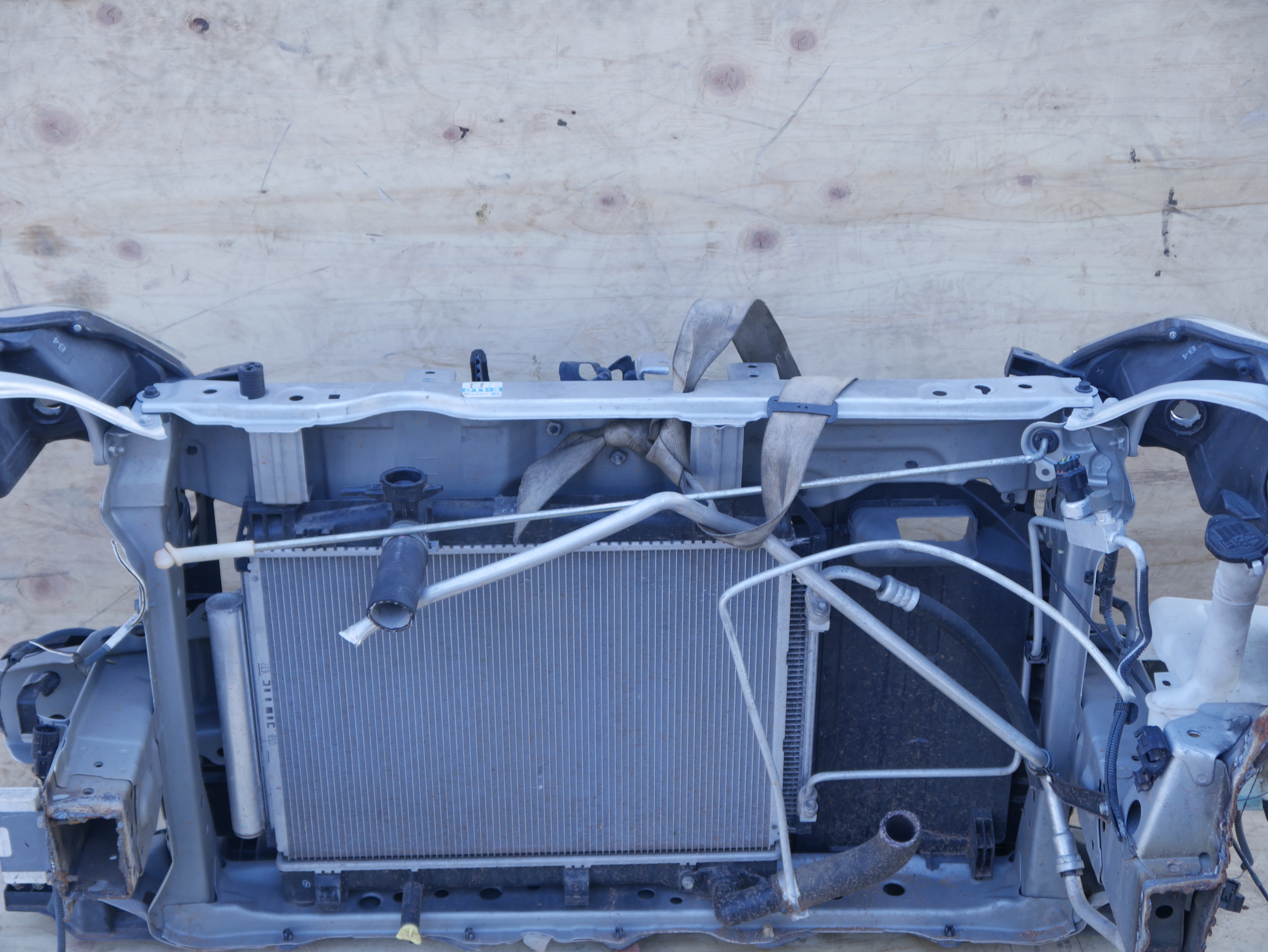 Toyota Spade Nose cut