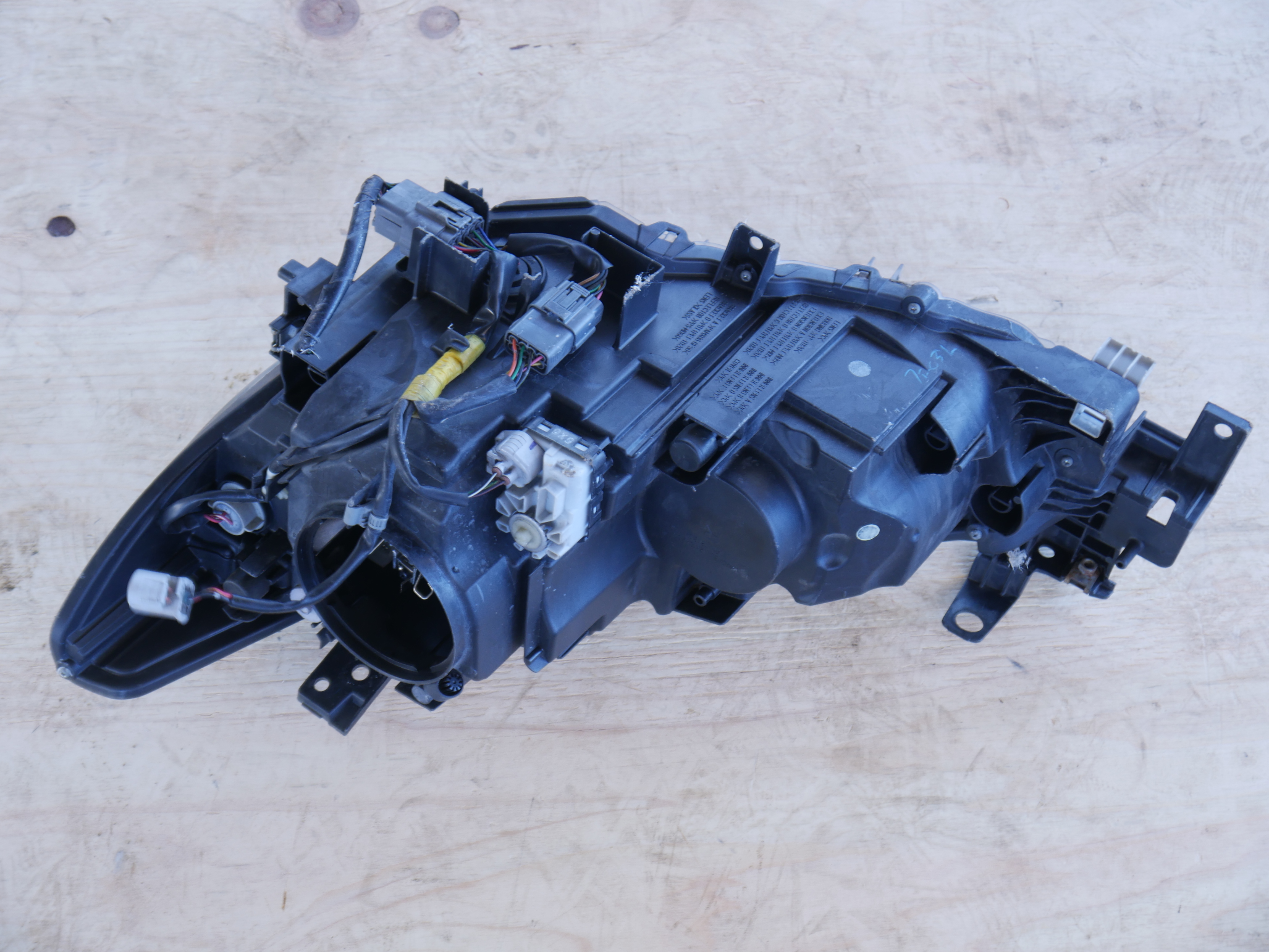 Mazda Atenza Headlight 