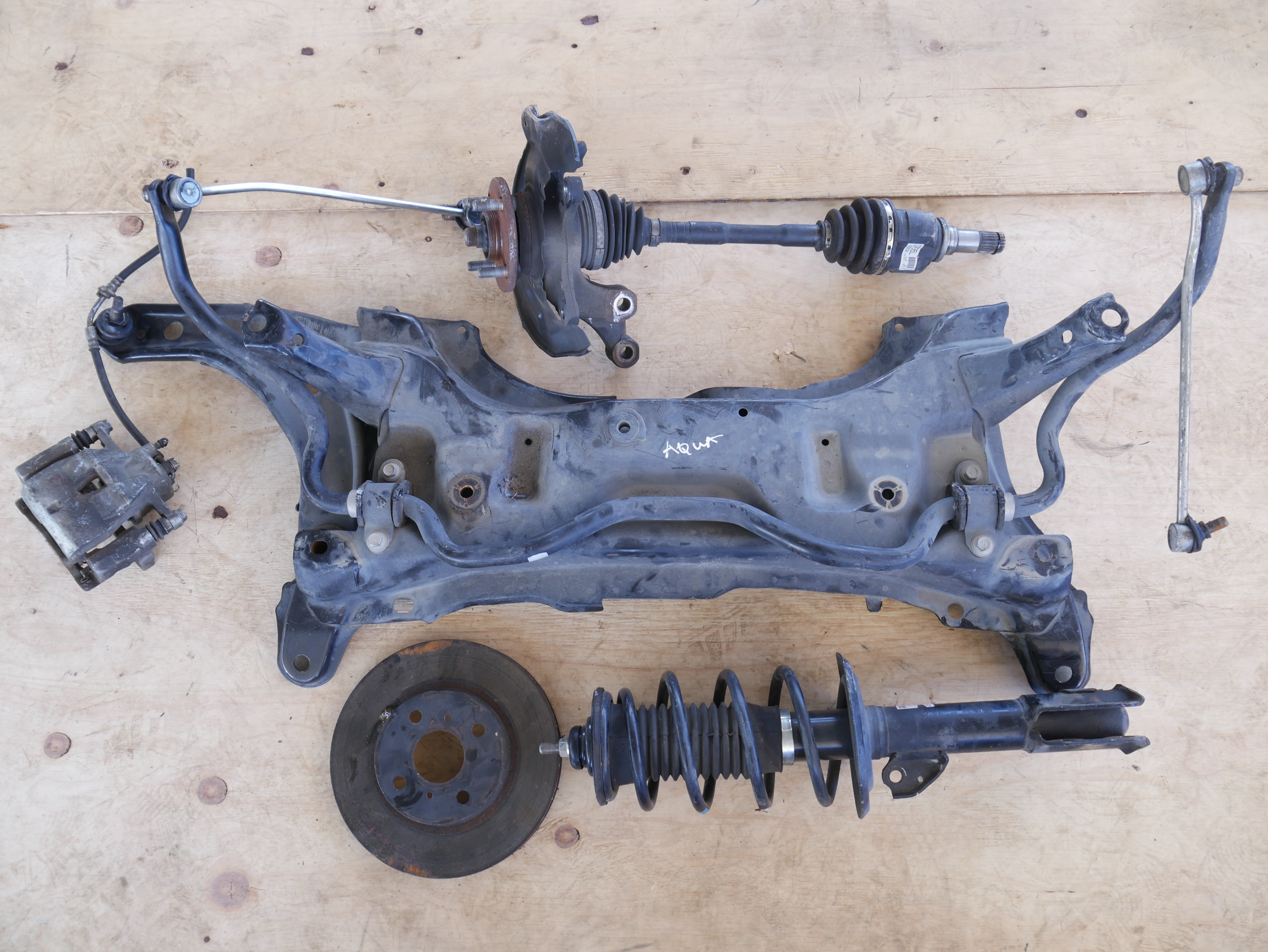 Toyota Aqua subframe, Control arm, hub ,Disk Drive shaft